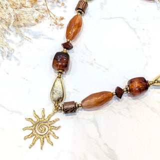 Collier soleil et pierre résine A52 Mahana B Or