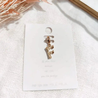 Lettre pampille doré A121 Mahana B