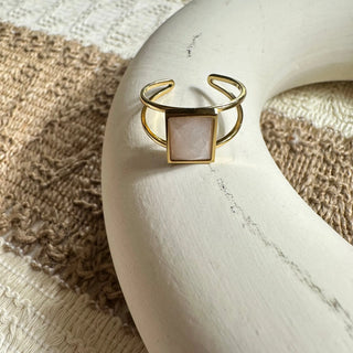 bague pierre carré A94 Mahana B